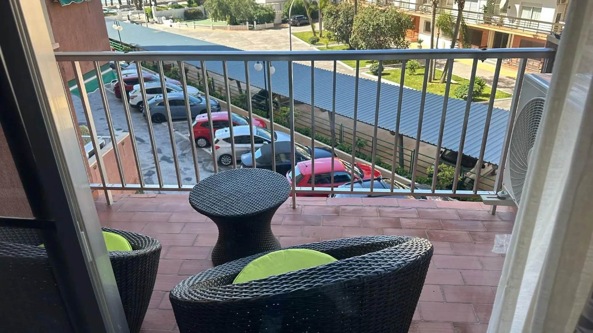 Gondolas, Enfrente De La Playa, Aire Acondicionado En Dormitorio Almuñécar